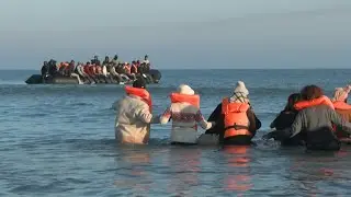 Migrants in northern France attempt to cross the English Channel | AFP