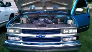 Hodges Firing up mud truck with open headers