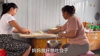 二条家为庆祝下雨包饺子，老少齐出动，大儿子桌上放狠话说了啥？