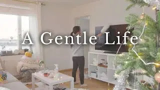 A Gentle Life Vlog | Cozy Breakfast | Home Clean Routine | Unwrapping Presents  | Slow living
