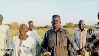 Former commissioner of Akoka county Honourable Geu Chol visit The garden in Bienythiang Town 