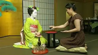 ..in which Kaye defeats a professional Maiko at a traditional Japanese drinking game