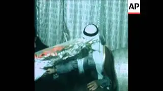 SYND 27 12 75 KING KHALED MEETS ASSAD