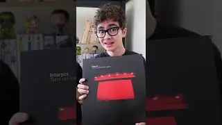 Какой альбом с красной обложкой вам больше нравится? #винил