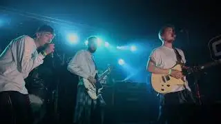 Jarki Monno - Explode Feat. Isla North (Live Music Video)