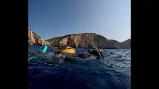 How to do safety for your freediving buddy from a buoy