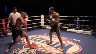 FIGHT FANS 9 10 XAVIERO GROENBERG VS JOS KOENEN