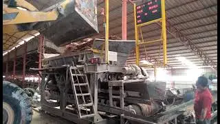 Weighing hopper