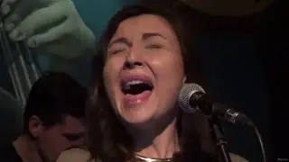 Manivi - Molasses / Hiatus Kaiyote cover (Live in Soul Society 1. 12. 2017.)