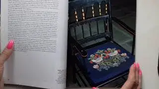 102. Листаем книгу_Бетт Рассел_Декоративное вышивание по канве по мотивам рисунков Уильяма Морриса.