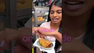 Eating $0.30 Samosa in Old Delhi, India 🇮🇳