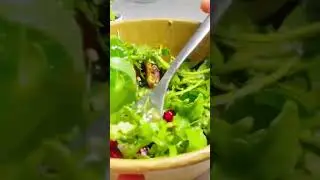 How to eat a diet meal😍#salad #pomegranate #dates #leaves #vagetables #healthyfood #shorts