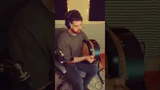 Bodhran Jig - Young Tom Ennis by Mick O'brien & Caoimh&iacute;n O Raghallagh #bodhran #fiddle #uilleanpipes
