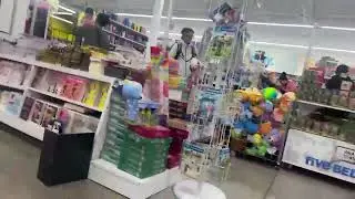 5 BELOW SHOPPING SPREE MERRY CHRISTMAS