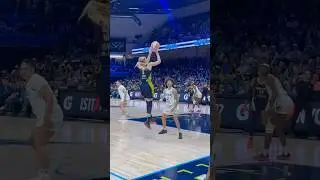 Paige Bueckers Turn around Fade 🔥 #wnba #shorts #paigebueckers #wnbabasketball #basketball #sports