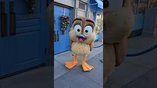 IT'S GWEN FROM MIGRATION! #Migration #Illumination #UniversalStudios #Shorts #Movie #Birds #Minions