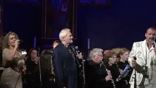 An American trilogy (Elvis hyllest Molde domkirke)