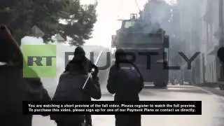 #Colombia: See FARC supporters CLASH with Bogota police