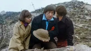 The Doctor, Jamie and Zoe Land in the Trenches | The War Games in Colour | Doctor Who