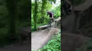 Camrock MTB Cliffs Edge Trail -  Gap Jump and Wood Drop