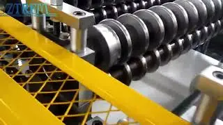 【Double layer forming machine】 One machine can produce corrugated and IBR roofing panels.
