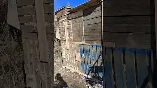 Off Grid Studio Pt 71 Wall Up & Fiber Glass   💪‼️🐐For This Salavage Build