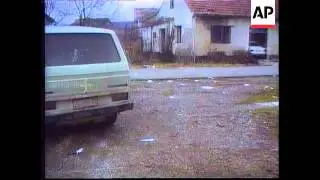 Bosnia - War criminals surrender to SFOR