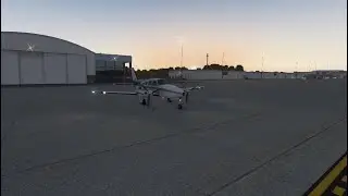 Sunrise baron 58 landing at KDBQ (Yoke cam)