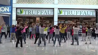 Happy Flash - au centre commercial de Westfield-Parly 2 Le Chesnay (Paris - France)
