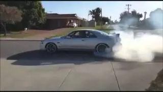 NISSAN SKYLINE R33 BURNOUT SCREAMER ***LOUD***