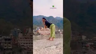 Yoga asana near Ganga Ghat #yogaurmi #urmiyogaacademy #fitness #yogateacher #yogaasana #yogapose