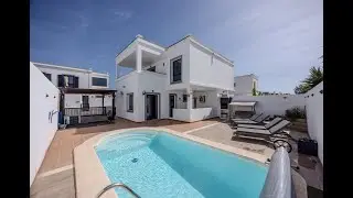 Charming 2-Bedroom villa with private pool and parking in San Marcial de Rubic&oacute;n