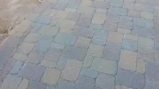 Sand Locking Concrete Pavers with Wet Look Sealer