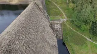 Flying Over Derwent Dam &ndash; Historic Dambusters Location | 4K Drone