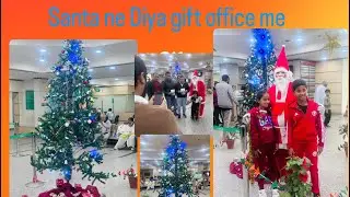 Merry Christmas 🎅 Santa gave chocolate as a gift to the children 🍫