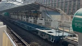 【4K高画質】【コキ２両＋タキ１両  川崎車両所出場前試運転（全検）復路】JR貨物EH200形8号機＋タキ11両＋試運転貨車３両が石川町駅通過！（5160レ・高A207・石油返空）2025.11.21