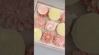 #cupcakedesign #cupcakeideas #floralcake #cupcake #cupcakes #cupcakestagram