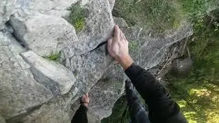 Trauma Belay 5.8 - Mount Nemo Rock Climbing, Ontario