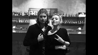 Interview with Jay Buchanan from Rival Sons. 