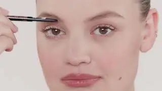 Taupe Brow Wiz: Achieve Perfect Brows with Precision and Definition! ✨