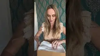 Unboxing the Holy Grail of Sex and the City Shoes: The Legendary 'Hello Lover' Louboutins