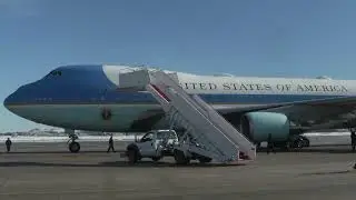 Trump leaves for Iowa on Air Force One, en route to Des Moines rally touting the economy