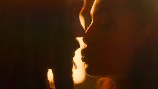 Grown ish 4x14 Zoey and Luca kiss