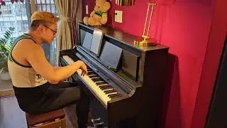 Lana Del Rey - Summertime sadness - piano interpretation by Johnny Keys Piano