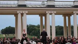 Sarah Bodle: Durch Z&auml;rtlichkeit und Schmeicheln- Mozart