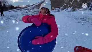 Tobogganing//Sledding with Friends at Chinguacousy Park Brampton
