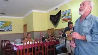 ALBERTO VELOSO  FADO , PRESENTE NO RESTAURANTE SAMUEL, NA AREOSA PORTO