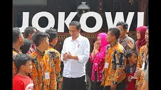 KUNJUNGAN JOKOWI DI TUBAN - PERTAMA KALI JOKOWI MAKAN RAJUNGAN DI RM. NDORO BEI