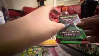 Opening Shrouded fable king gambit collection box #shroudedfable #pokemoncards 