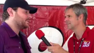 Chris Young on air with Hawkeye from 96.3 KSCS